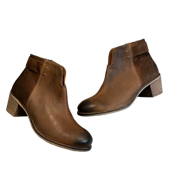 Diba Brown Leather/Suede Ankle Boot with Front Cutout, Sz 8.5 - Picture 1 of 13